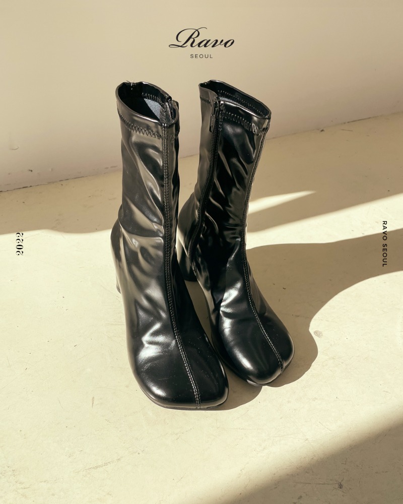 [샘플 할인] Ra shoes  슬림핏 앵글 부츠 skin angle boots - 250 1족